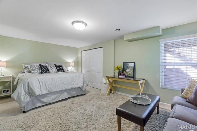 2628 Breckenridge Circle, O'fallon, MO 63368