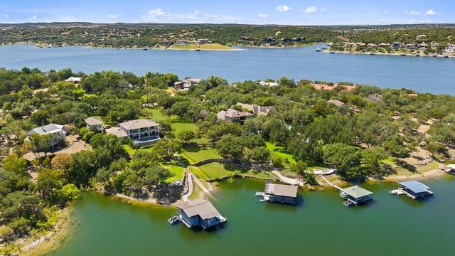 909 Brooks Hollow RD, Lakeway, TX 78734