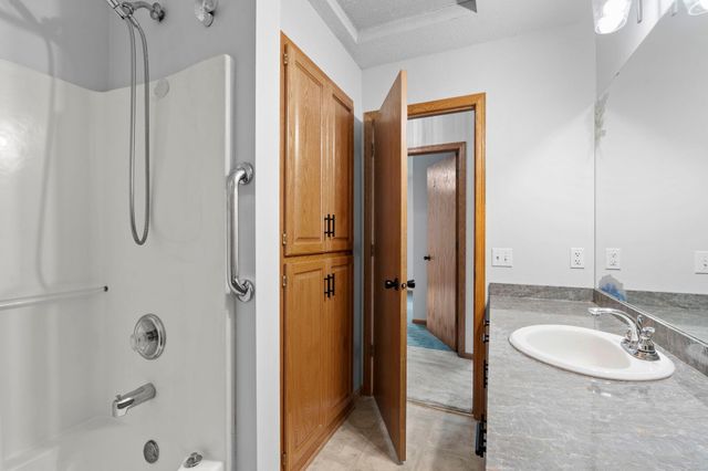 13252 Central Avenue NE, Blaine, MN 55434