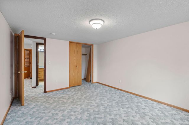 13252 Central Avenue NE, Blaine, MN 55434