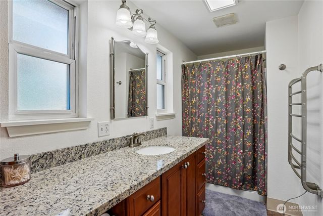3922 180th Street E, Tacoma, WA 98446