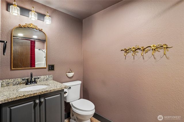 3922 180th Street E, Tacoma, WA 98446