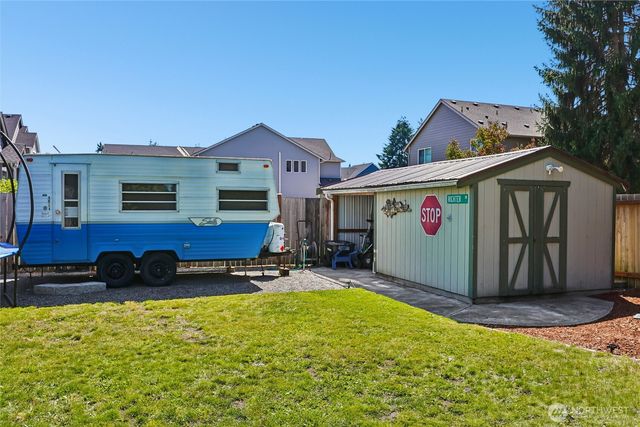 3922 180th Street E, Tacoma, WA 98446