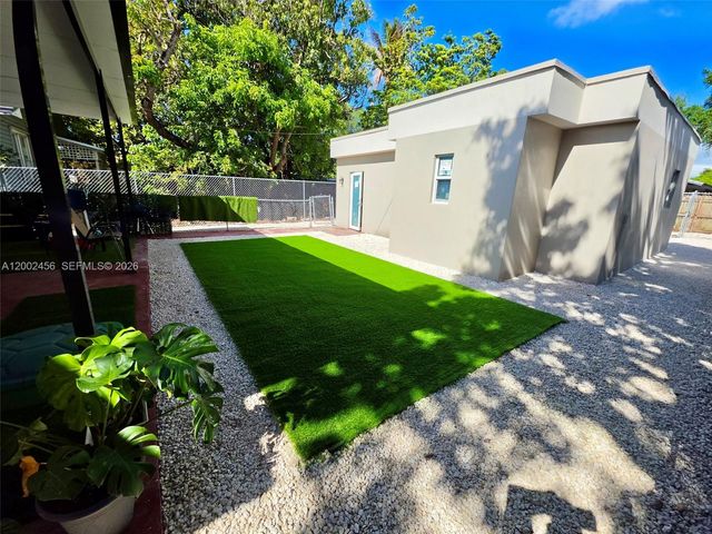 2637 NW 23rd Ct, Miami, FL 33142