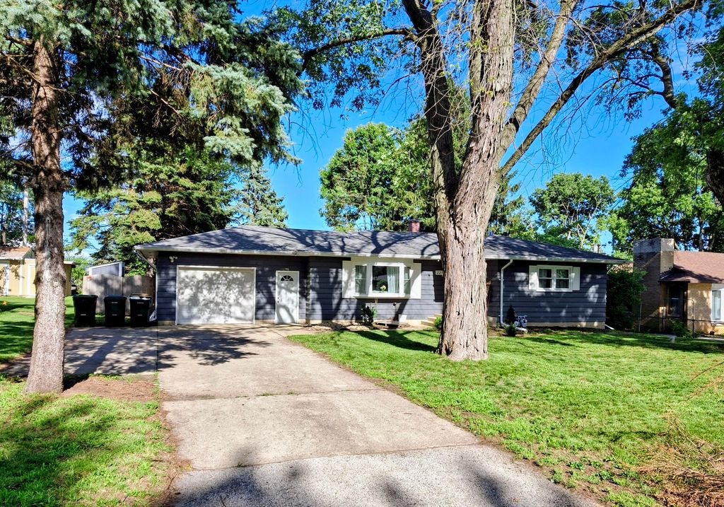 22557 S CARRIE Avenue, Channahon, IL 60410