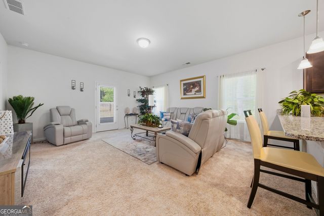 637 Simmons Drive, Temple, GA 30179