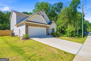 637 Simmons Drive, Temple, GA 30179