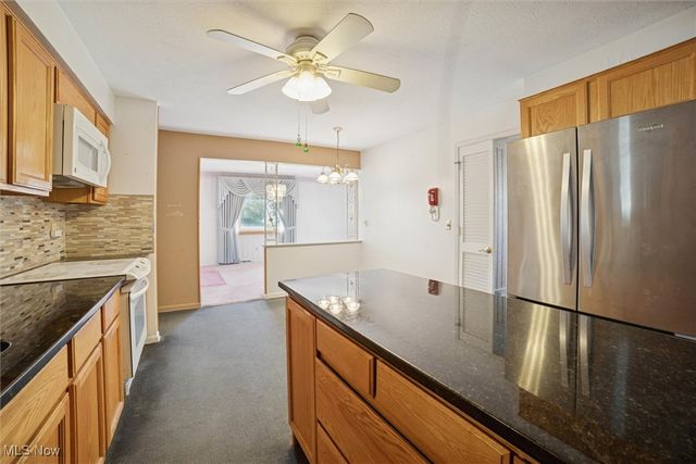 6145 Winchester Drive, Seven Hills, OH 44131