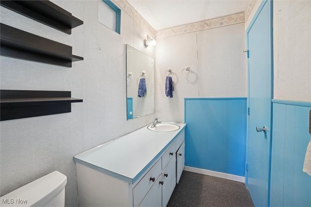 6145 Winchester Drive, Seven Hills, OH 44131