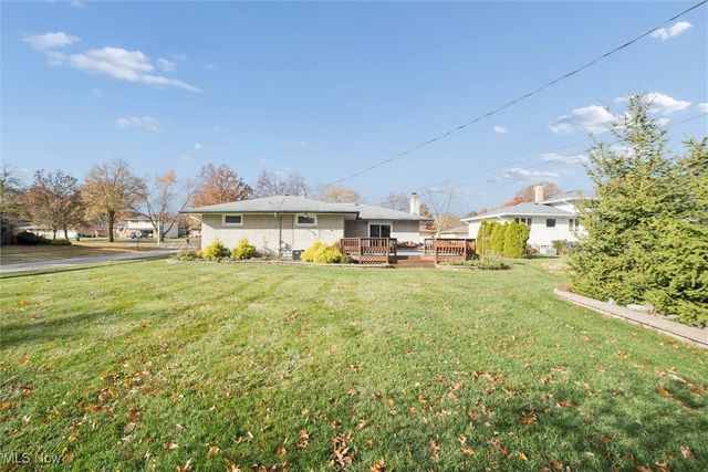 6145 Winchester Drive, Seven Hills, OH 44131