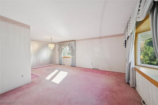 6145 Winchester Drive, Seven Hills, OH 44131