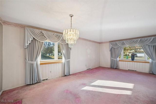 6145 Winchester Drive, Seven Hills, OH 44131