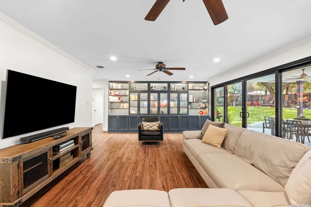 226 Treasure Way, San Antonio, TX 78209
