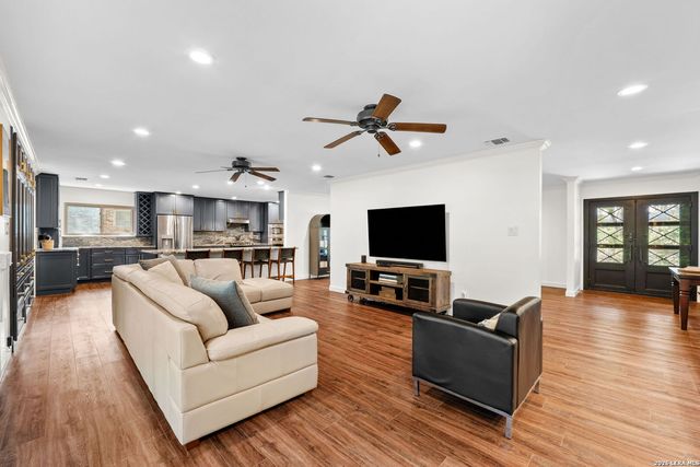 226 Treasure Way, San Antonio, TX 78209