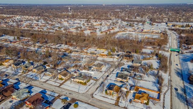 118 Well Street, Park Forest, IL 60466