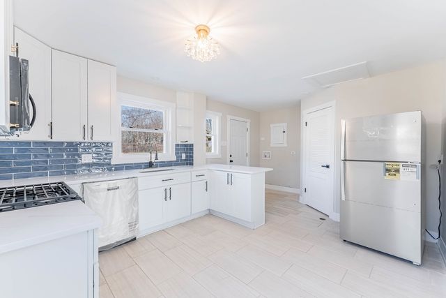 118 Well Street, Park Forest, IL 60466