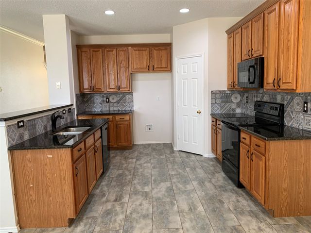 10609 Augusta Lane, Rowlett, TX 75089