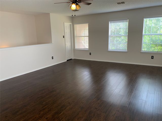 10609 Augusta Lane, Rowlett, TX 75089