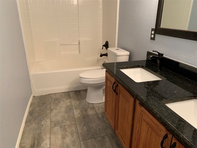 10609 Augusta Lane, Rowlett, TX 75089