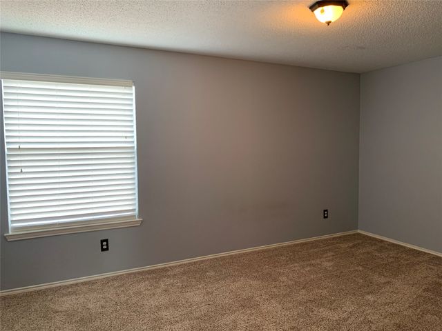 10609 Augusta Lane, Rowlett, TX 75089