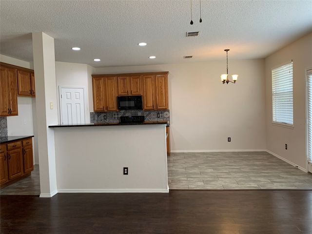 10609 Augusta Lane, Rowlett, TX 75089