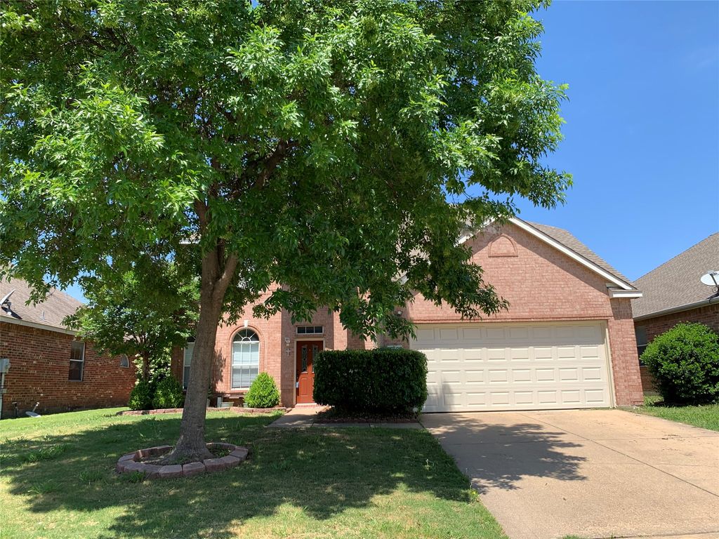 10609 Augusta Lane, Rowlett, TX 75089