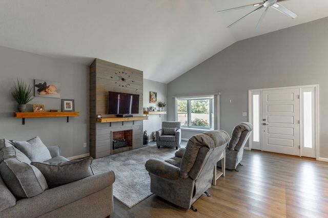 326 Benton Station Road, Benton, TN 37307