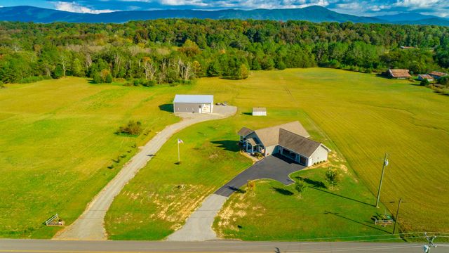 326 Benton Station Road, Benton, TN 37307