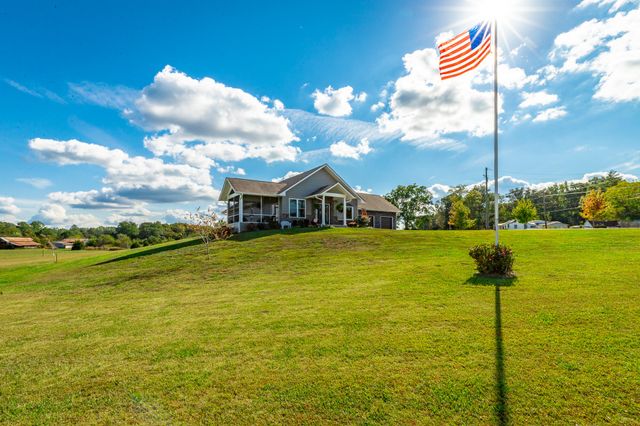 326 Benton Station Road, Benton, TN 37307