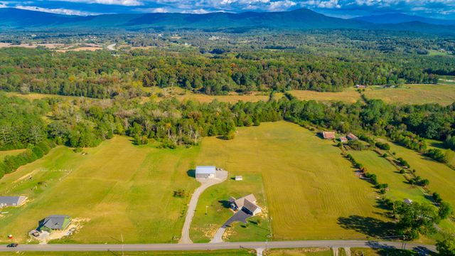 326 Benton Station Road, Benton, TN 37307