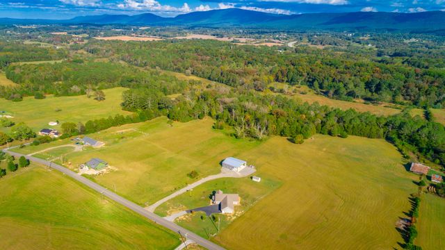 326 Benton Station Road, Benton, TN 37307