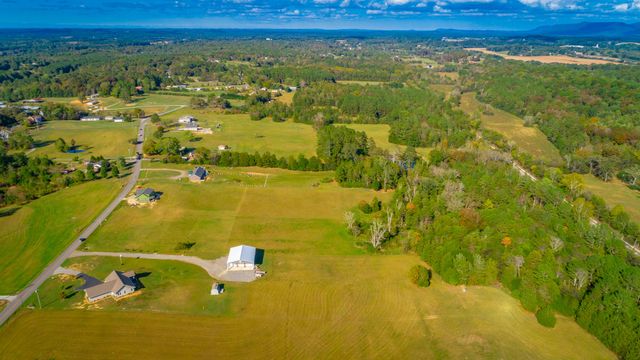 326 Benton Station Road, Benton, TN 37307