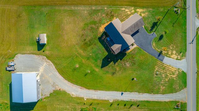 326 Benton Station Road, Benton, TN 37307