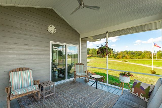 326 Benton Station Road, Benton, TN 37307