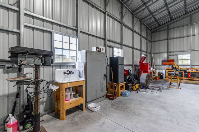 326 Benton Station Road, Benton, TN 37307