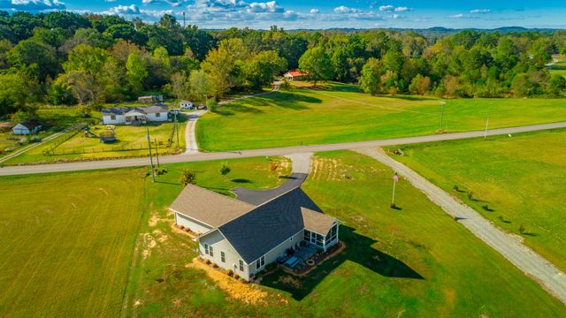 326 Benton Station Road, Benton, TN 37307
