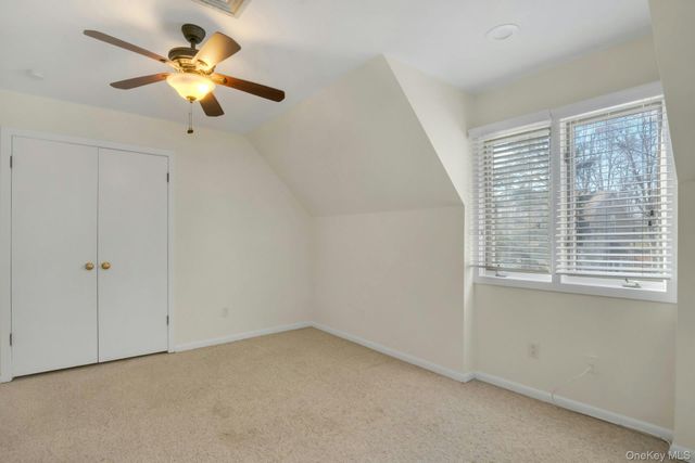 1 Spring Pond Drive 1, Ossining, NY 10562