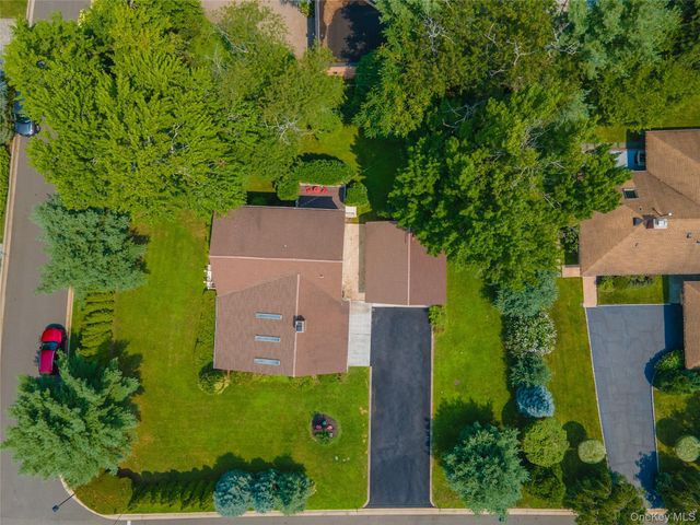 119 Harrow Lane, Manhasset, NY 11030