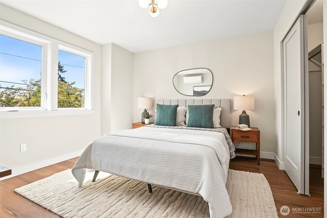 2414 Queen Anne Avenue N, Seattle, WA 98119
