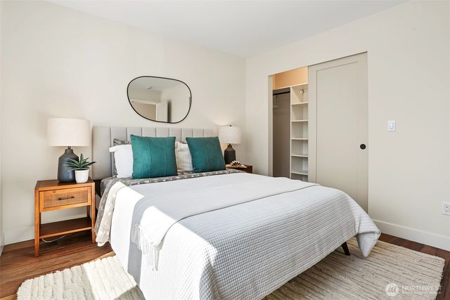 2414 Queen Anne Avenue N, Seattle, WA 98119