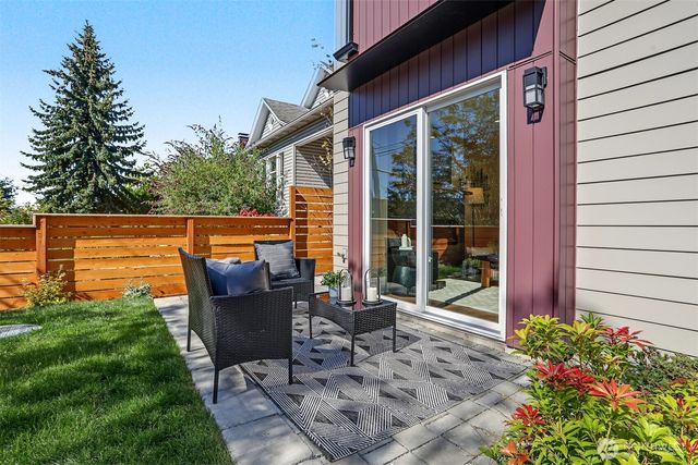 2414 Queen Anne Avenue N, Seattle, WA 98119