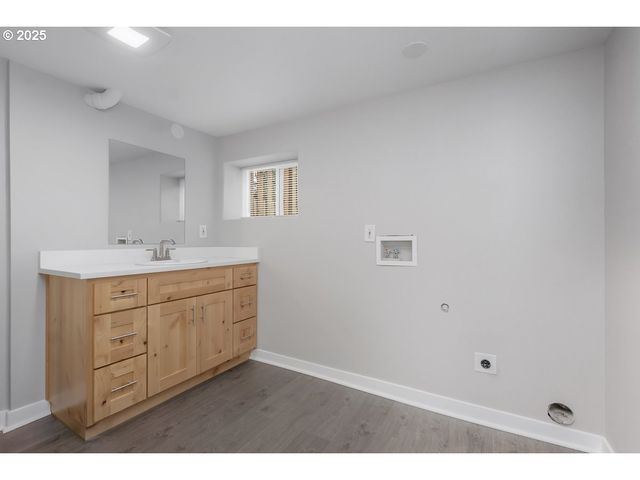 12373 Se 122ND Ave, Happy Valley, OR 97086