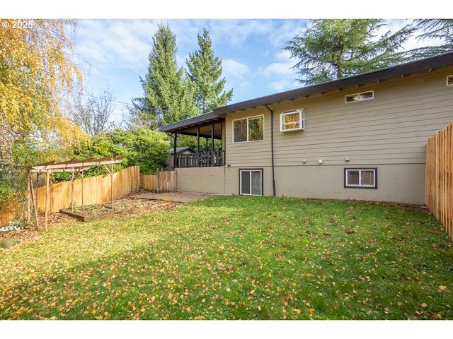 12373 Se 122ND Ave, Happy Valley, OR 97086