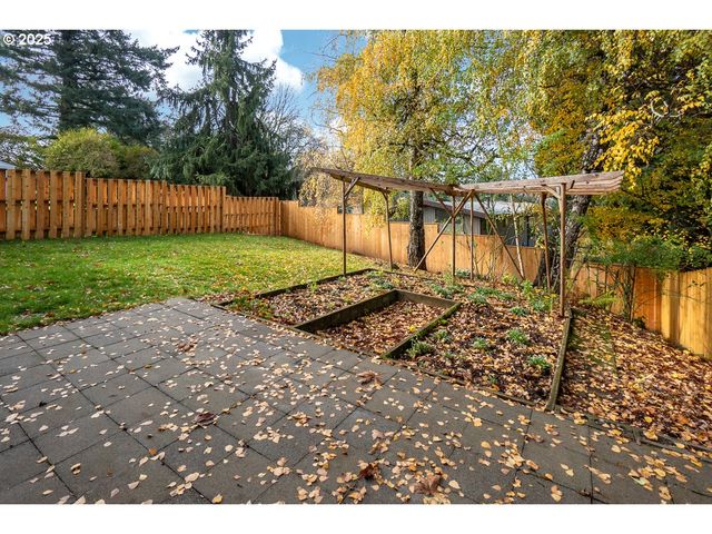 12373 Se 122ND Ave, Happy Valley, OR 97086