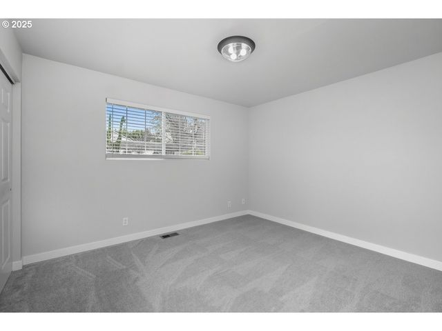 12373 Se 122ND Ave, Happy Valley, OR 97086