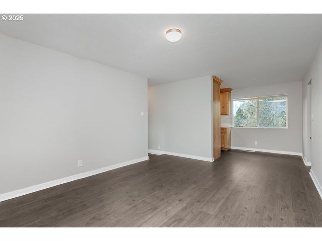 12373 Se 122ND Ave, Happy Valley, OR 97086