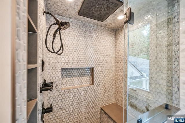 45 Jay Drive, Paramus, NJ 07652