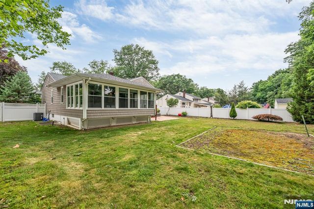 45 Jay Drive, Paramus, NJ 07652
