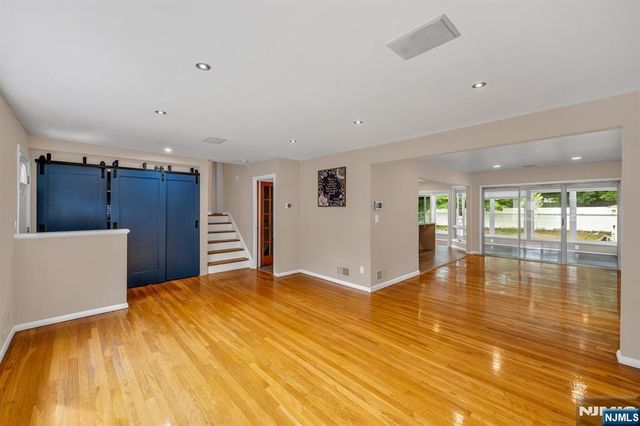 45 Jay Drive, Paramus, NJ 07652