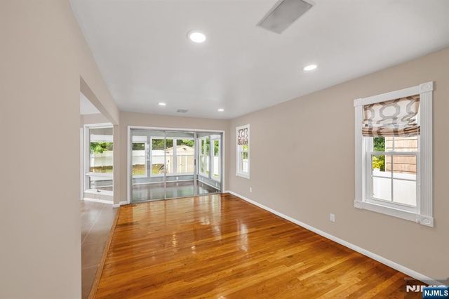 45 Jay Drive, Paramus, NJ 07652